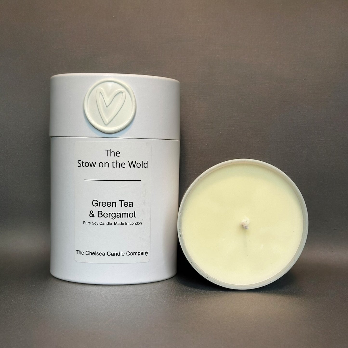 The Stow On The Wold Candle - Green Tea & Freesia