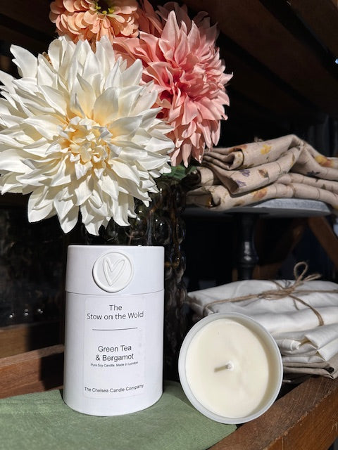 The Stow On The Wold Candle - Green Tea & Freesia