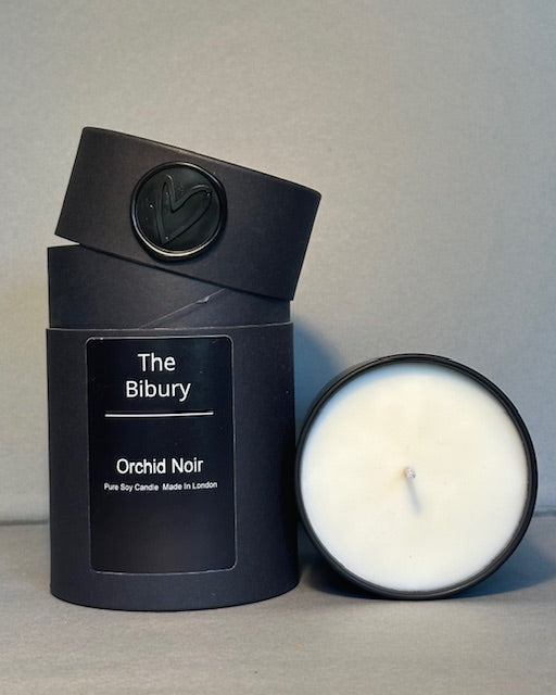 The Bibury Candle - Dark Orchid and Patchouli